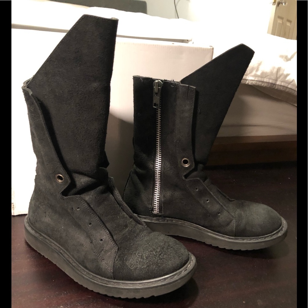 RICK OWENS DISTRESSED SUEDE EXTENDED TONGUE BOOTS